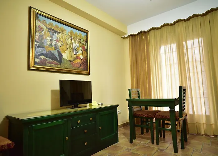 Apartamentos Turisticos Dona Maria La Brava
